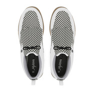 MyJoys Premiere Series - Issette Dam